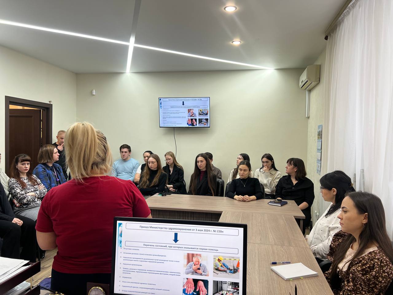 Знания, которые спасают жизнь: сотрудники ГИТ в РТ прошли обучение первой помощи